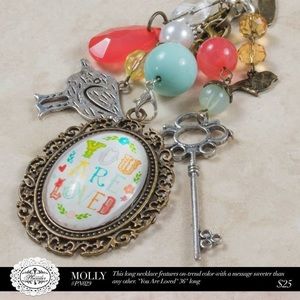 Molly Plunder Necklace